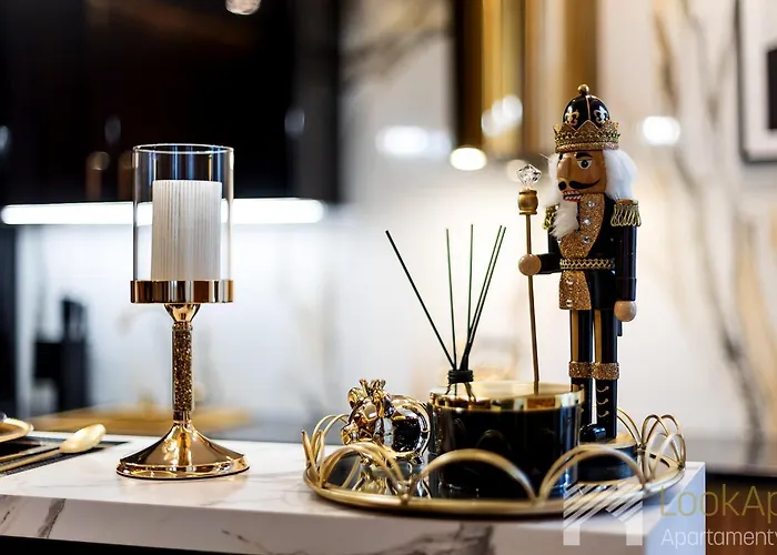 Premium Glamour By Lookap Apartment